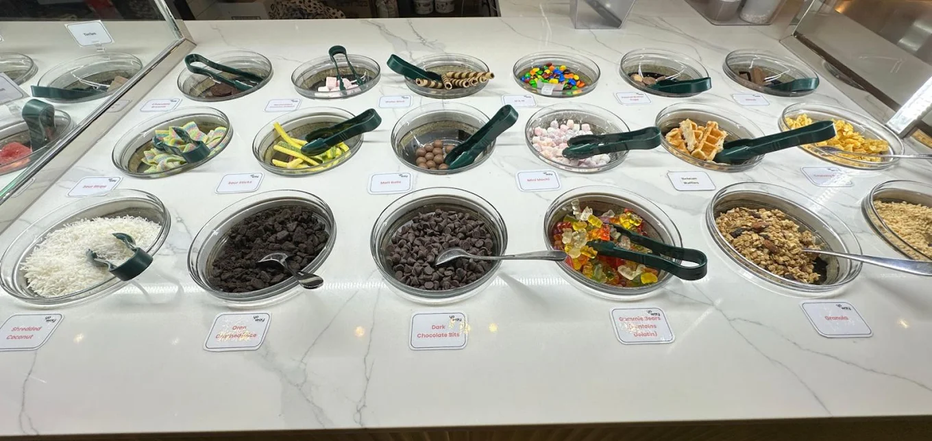 Self-Serve Frozen Yogurt Business For Sale – Westfield Parramatta (Yoway Parramatta) thumbnail 3